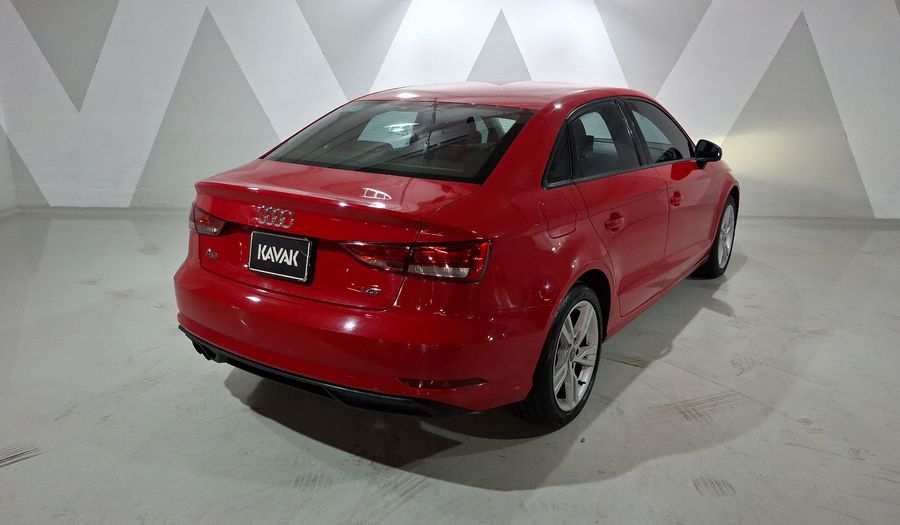 Audi A3 1.4 DYNAMIC DCT Sedan 2018