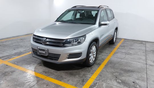Volkswagen • Tiguan