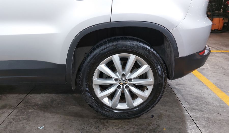 Volkswagen Tiguan 1.4 TSI SPORT & STYLE DSG Suv 2015