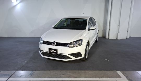 Volkswagen • Vento