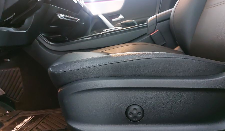 Mercedes Benz Clase Cla 1.3 CLA 200 PROGRESSIVE DCT Coupe 2021