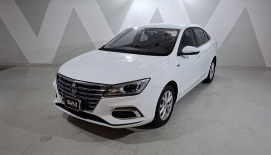 2023 • 26,000 km • Manual