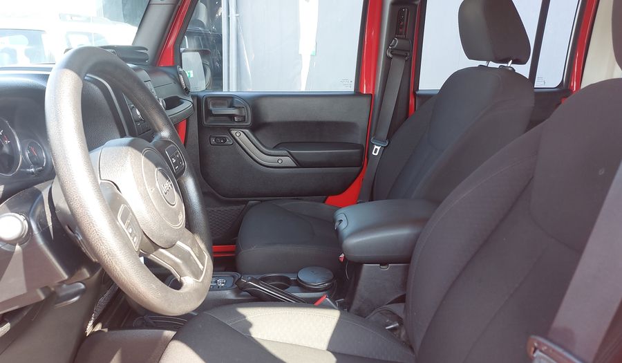 Jeep Wrangler 3.6 UNLIMITED SPORT AUTO 4WD Suv 2015