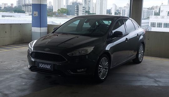 Ford • Focus
