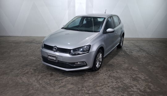 Volkswagen • Polo