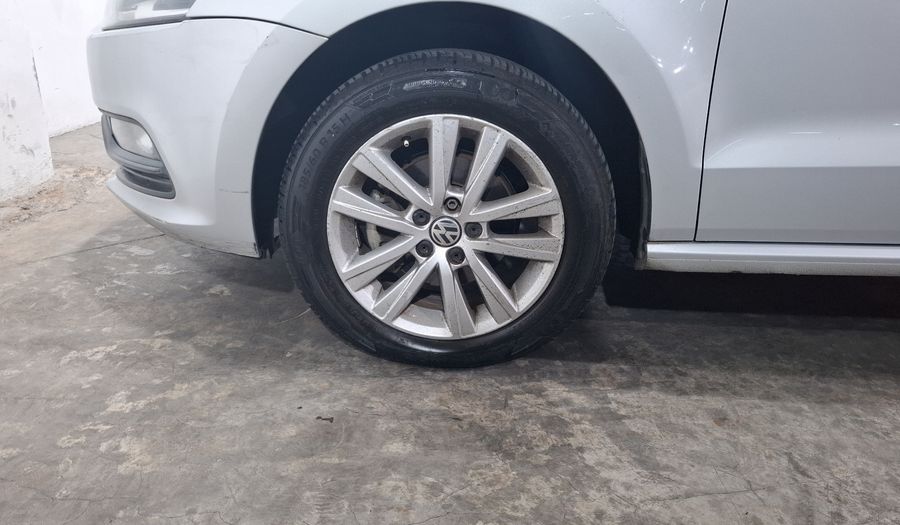 Volkswagen Polo 1.8 TSI DSG GTI Hatchback 2017