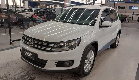 Volkswagen • Tiguan