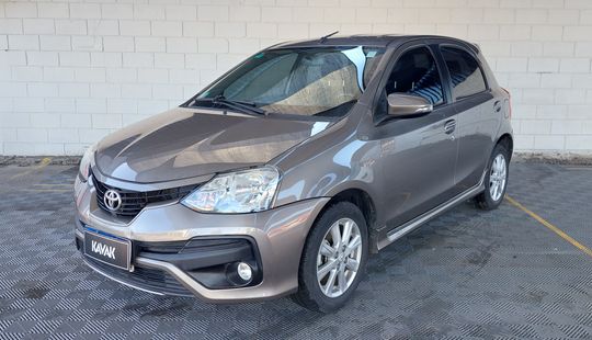 Toyota • Etios