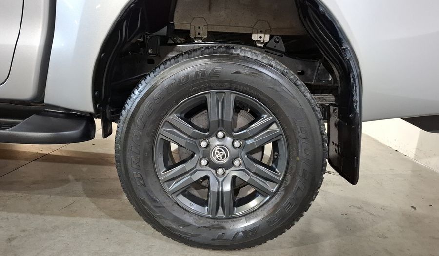 Toyota Hilux 2.7 SR DOBLE CABINA Pickup 2021