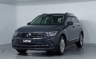 Volkswagen • Tiguan