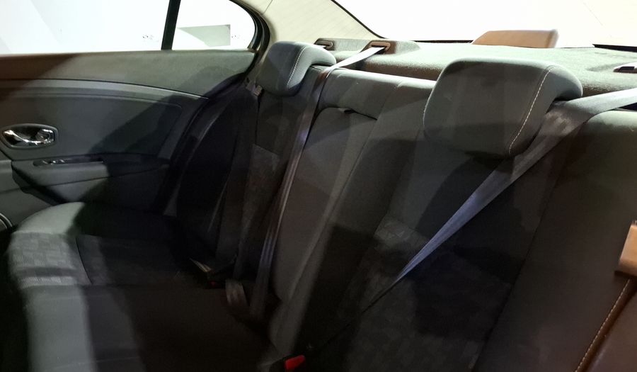 Renault Fluence 2.0 EXPRESSION AT Sedan 2015