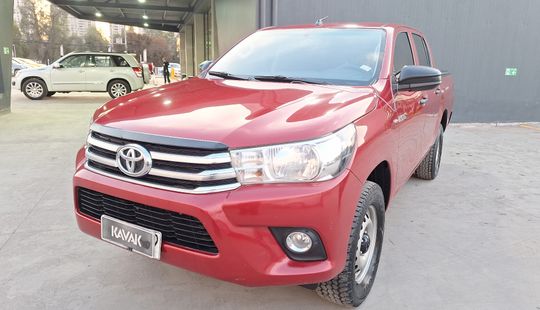 Toyota • Hilux