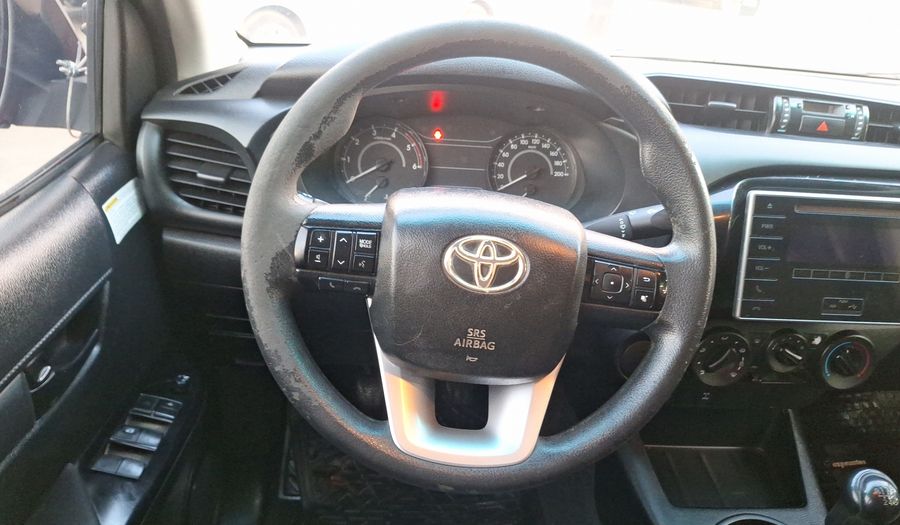 Toyota Hilux 2.4D DX Pickup 2019
