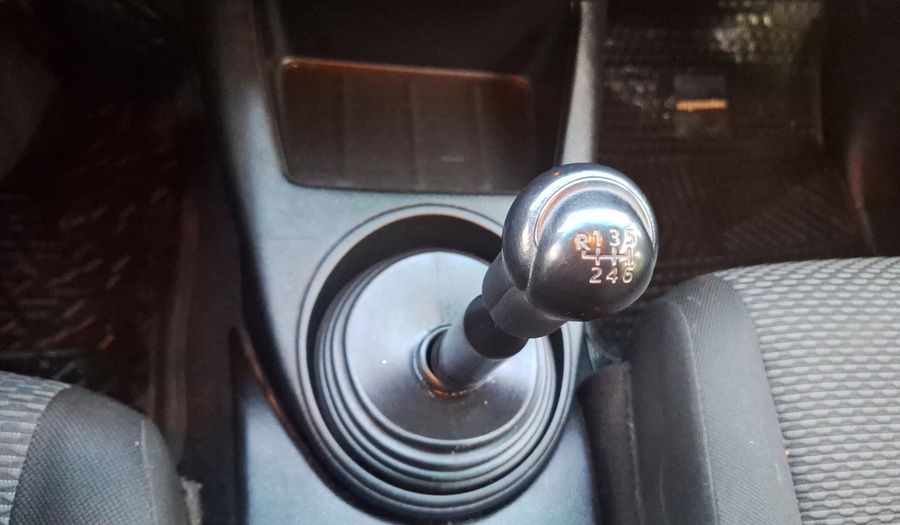 Toyota Hilux 2.4D DX Pickup 2019