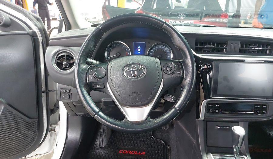 Toyota Corolla 1.8 SE-G CVT Sedan 2018