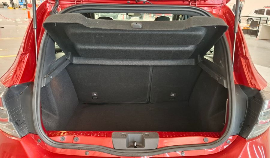 Renault Sandero Stepway 1.6 INTENS Hatchback 2024