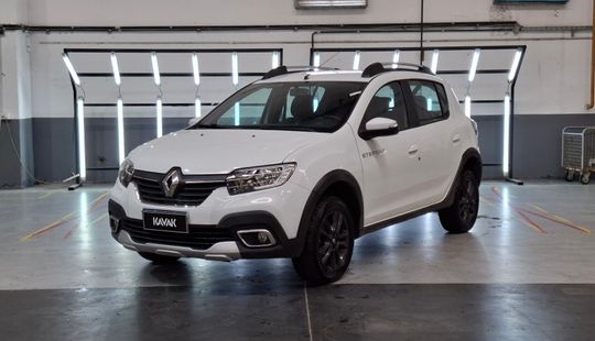 Renault • Sandero Stepway