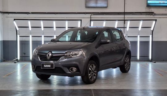 Renault • Sandero