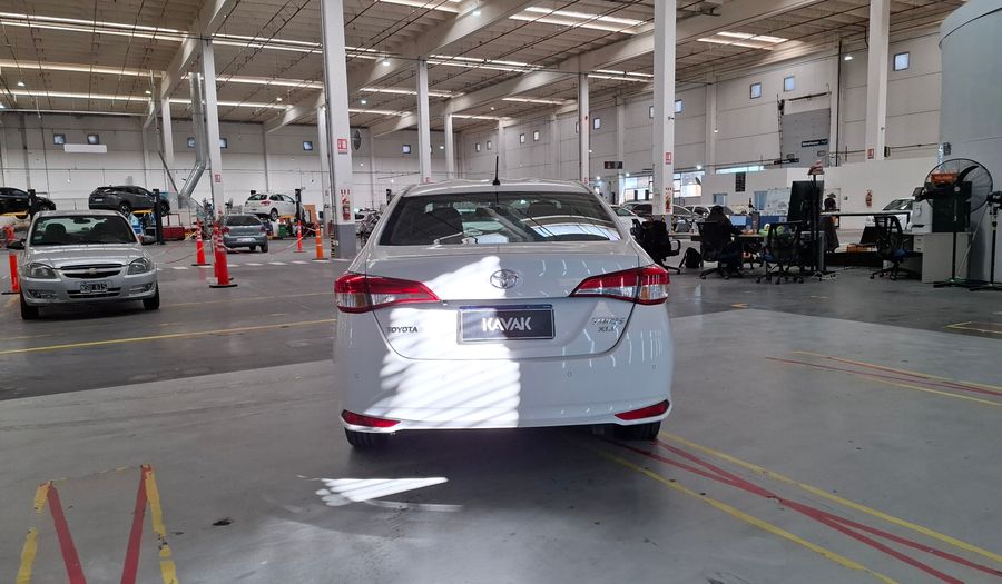 Toyota Yaris 1.5 XLS CVT Sedan 2024