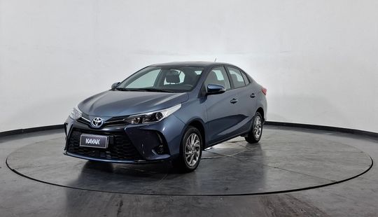 Toyota • Yaris