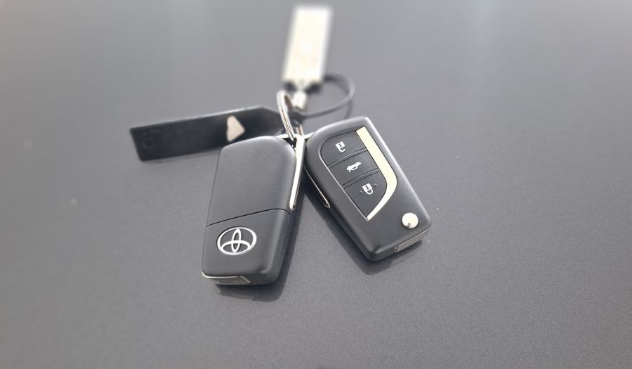 Toyota Corolla 1.8 XLI Sedan 2016