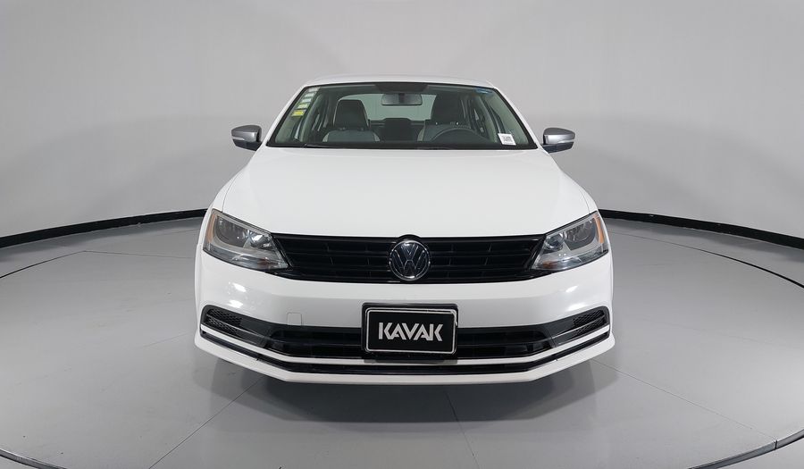 Volkswagen Jetta 2.0 LIVE MT Sedan 2016