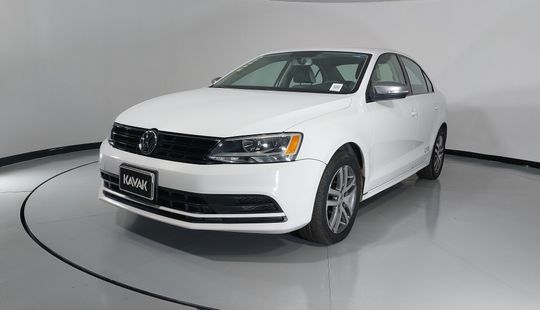 Volkswagen • Jetta