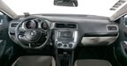 Volkswagen Jetta 2.0 LIVE MT Sedan 2016