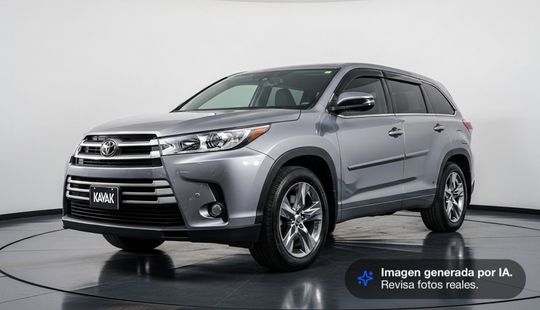 Toyota • Highlander