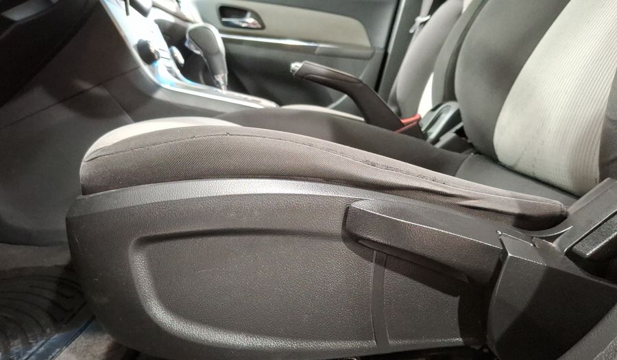 Chevrolet Cruze 1.8 1LS A Sedan 2013