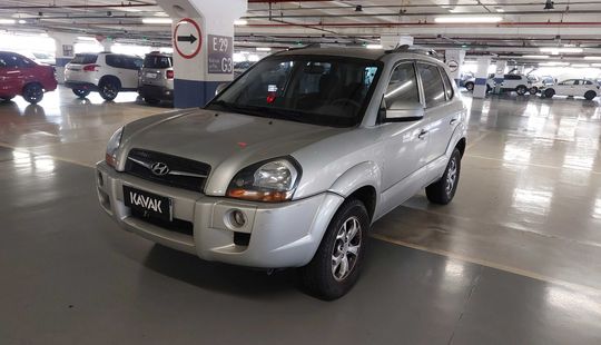 Hyundai • Tucson