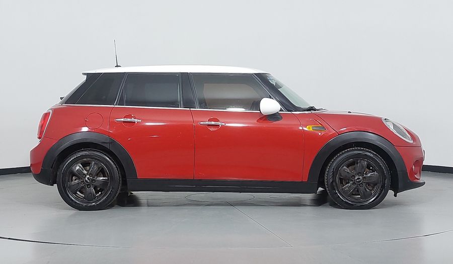 Mini Cooper 1.5 COOPER SALT Hatchback 2015