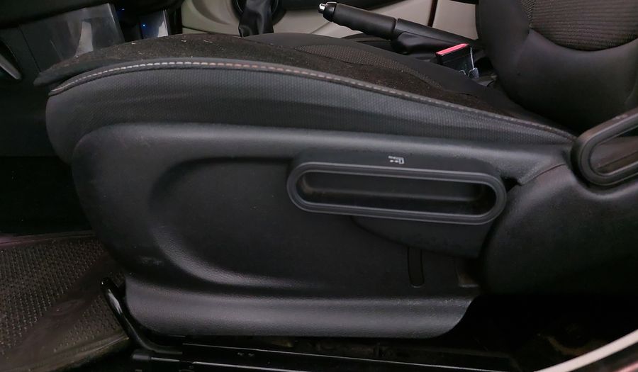 Mini Cooper 1.5 COOPER SALT Hatchback 2015
