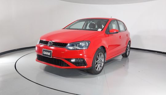 Volkswagen • Polo