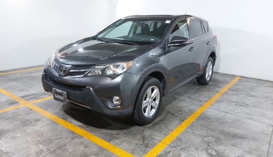 Toyota • RAV4