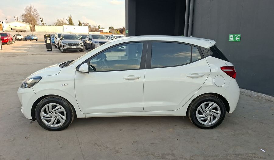 Hyundai Grand I10 1.2 PLUS Hatchback 2022
