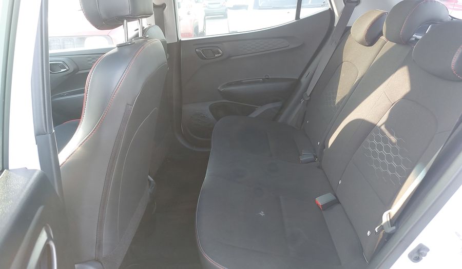 Hyundai Grand I10 1.2 PLUS Hatchback 2022
