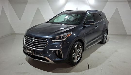 Hyundai • Santa Fe