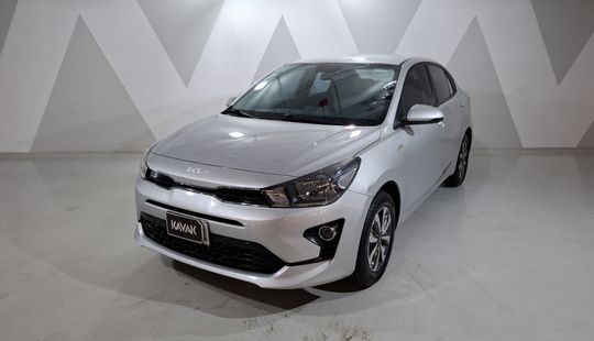 2022 • 22,809 km • Automático