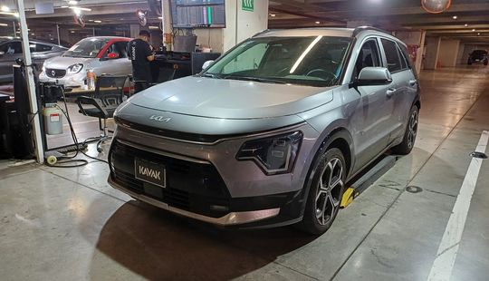 Kia • Niro