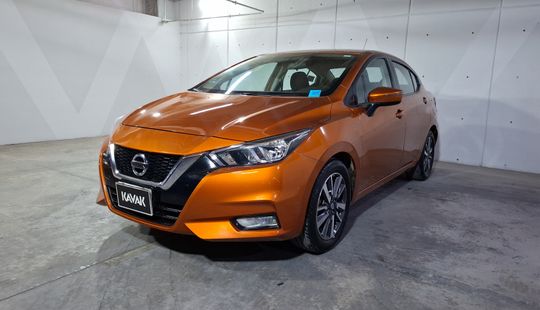 Nissan • Versa