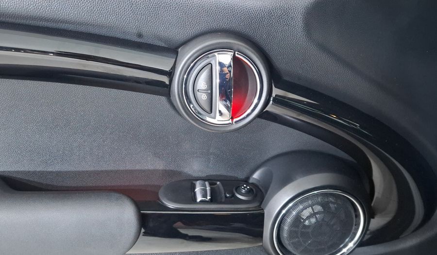Mini Cooper S 2.0 COOPER HOT CHILI AUTO Hatchback 2018
