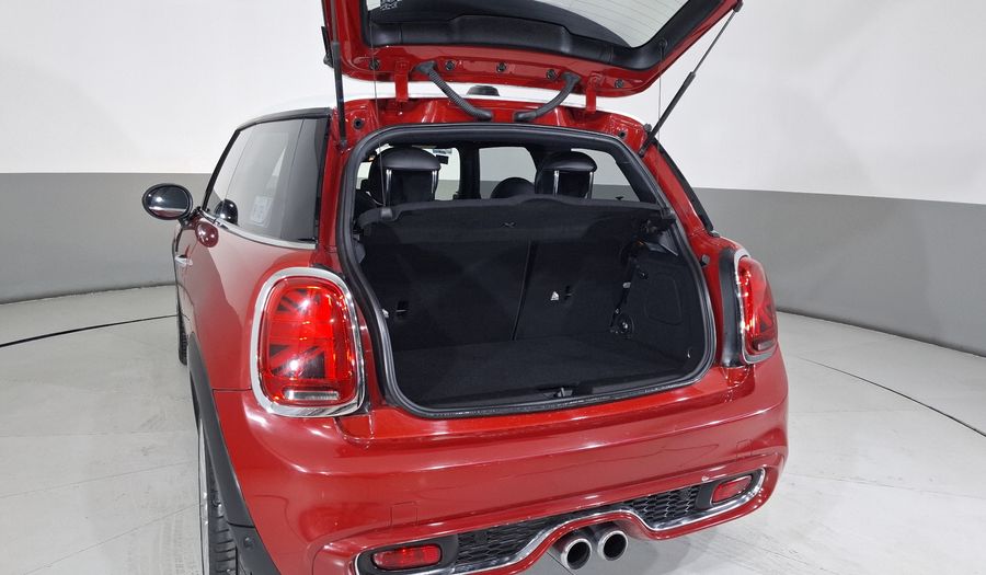 Mini Cooper S 2.0 COOPER HOT CHILI AUTO Hatchback 2018