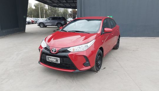 Toyota • Yaris