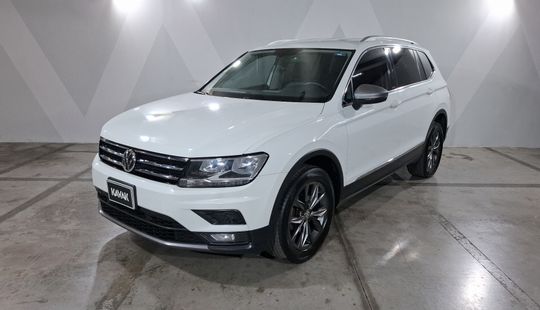 Volkswagen • Tiguan