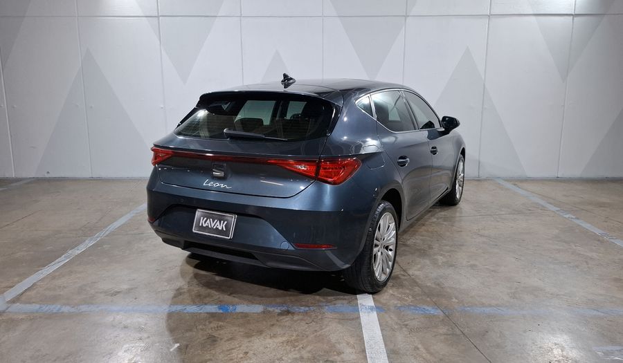 Seat Leon 1.4 STYLE AUTO Hatchback 2021