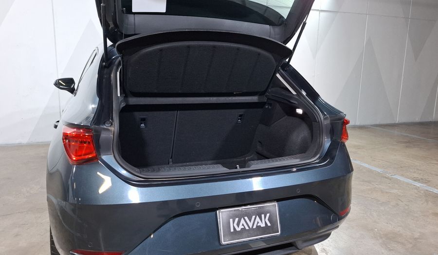 Seat Leon 1.4 STYLE AUTO Hatchback 2021