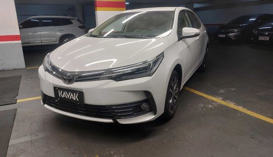 Toyota • Corolla