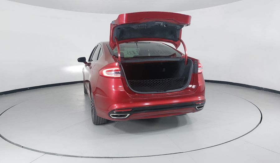 Ford Fusion 2.0 GTDI SE LUXURY PLUS NAV AT Sedan 2017