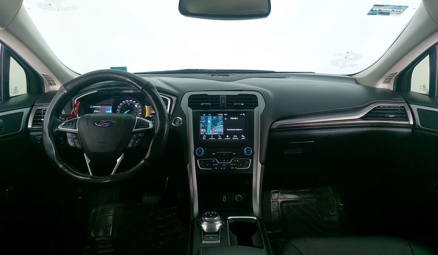 Ford Fusion 2.0 GTDI SE LUXURY PLUS NAV AT Sedan 2017